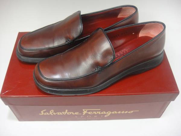 ☆美品☆本革SalvatoreFerragamoフェラガモsport☆スリッポンブーツ５ 1/2