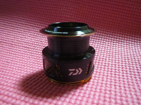 モアザン2510R-PE スプール 未使用品、中古 ダイワ 14モアザン 2510R