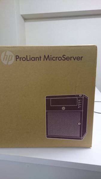 【新品】HP ProLiant MicroServer+Windows2012Foundation