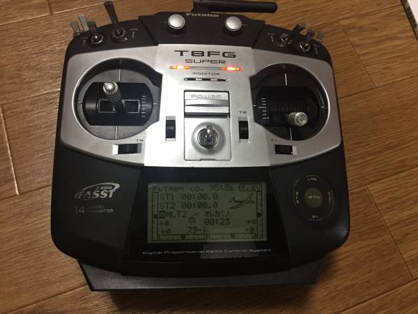 futaba 8FG 送信機 Futaba 8FG 2.4GHz FASST Airplane Radio System w