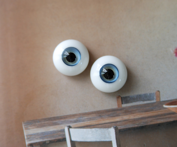 ディーラー製 グラスアイ 18mm /月の鏡様