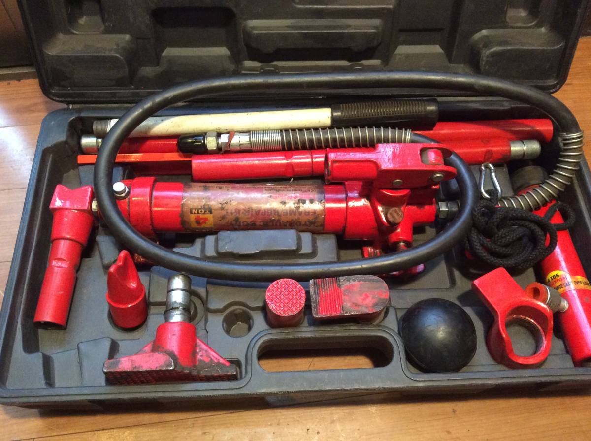 油圧ジャッキ（荷重７トン用）過負荷防止機構付 4トン用～油圧式板金用ジャッキ！！！ - 大工道具・金物