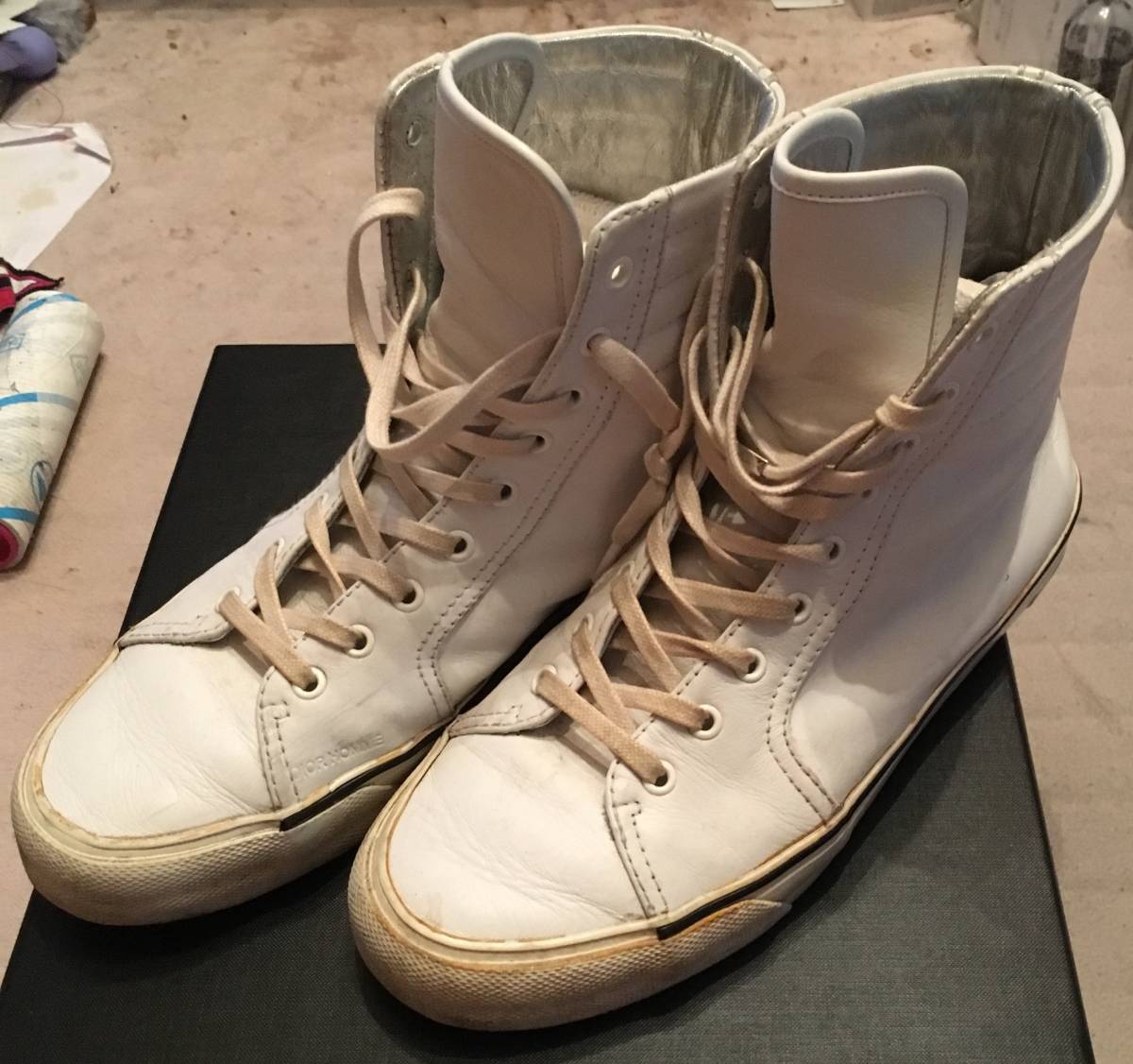 ディオール スニーカーDiorオールスターコンバースCONVERSEエディスリマン