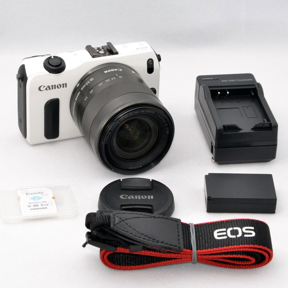 ☆Canon EOS Mレンズセット ホワイト☆キヤノン☆ キヤノン EOS Kiss M 