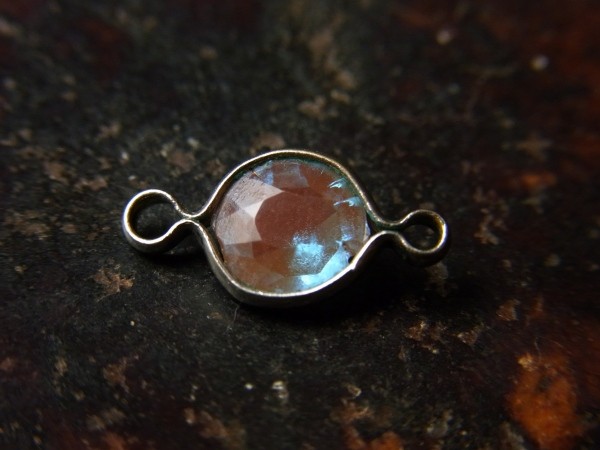 ☆超稀少!!オールドボヘミアン、神秘のサフィレットガラス、かわいいペンダントトップ☆