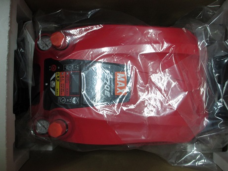 【新品】 MAX 高圧エアコンプレッサ AK-HH1270E