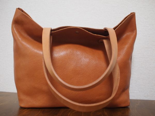 ハンドメイドプルアップヌメ革C★レザーBUトートバッグCAM339