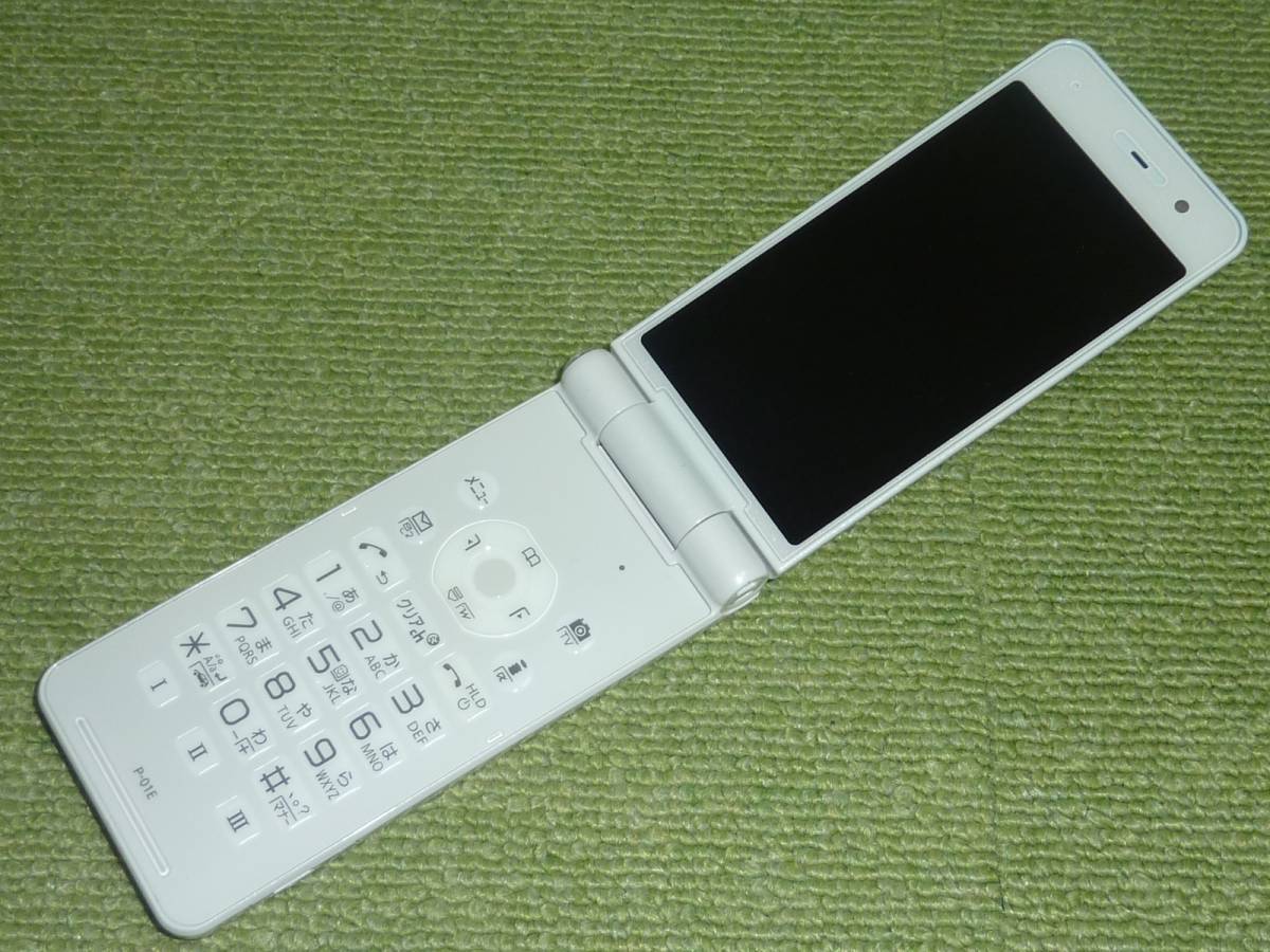 【超美品】★★ docomoドコモ　 P-01E　白ホワイト 充電卓上ホルダ＆補助充電バッテリー付★★_2