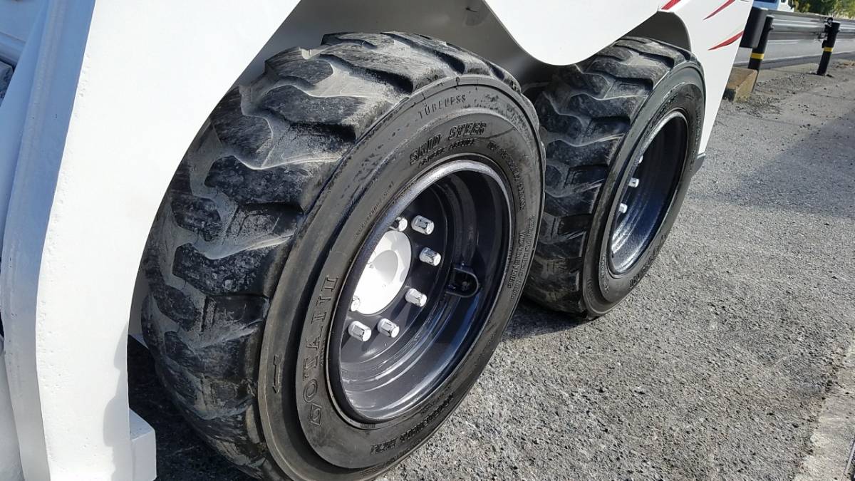 TCM SSL709スキッドステアローダー ボブキャット ☆TCM SSL SKID STEER
