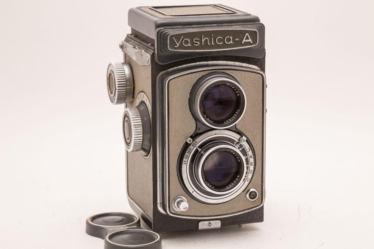 Yashica-A Yashica ヤシカ yashica-A ヤシカ二眼レフカメラ #7729