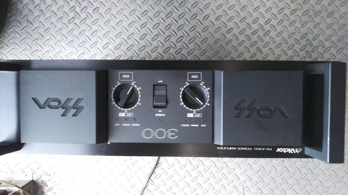 PS-A300 JVC パワーアンプ Victor 通電確認済み、頑丈で定番のPAアンプ