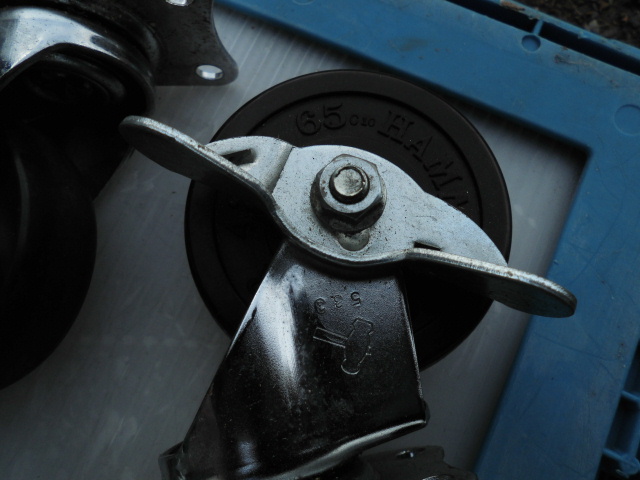 ハンマーキャスター　等　いろいろ　１６個セット　キャスター