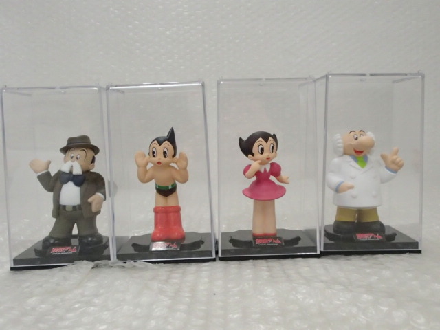 トミー コレクターズフィギュアワールド 鉄腕アトム アトム ウラン ヒゲおやじ お茶の水博士 セット 手塚治虫 コミック アニメ 売買されたオークション情報 Yahooの商品情報をアーカイブ公開 オークファン Aucfan Com