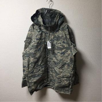 【送料込】デッドストック ゴアテックスパーカー デジカモ 米軍実物 2009年 Ｌ タイガーストライプ 新品未使用品