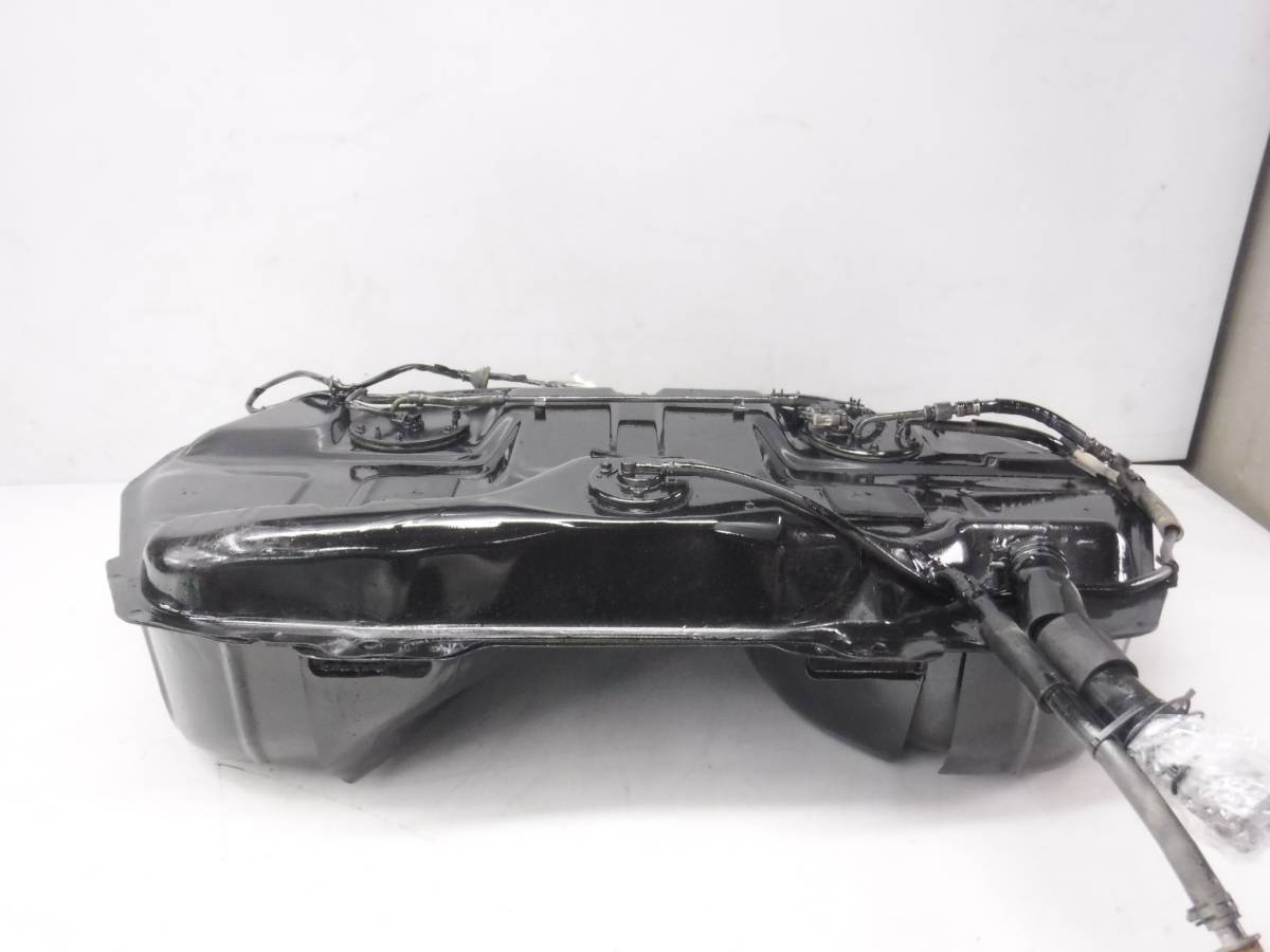 CE9　ランエボ　1，2，3，ガソリン.タンク.フェーエルポンプハーネス付きA　