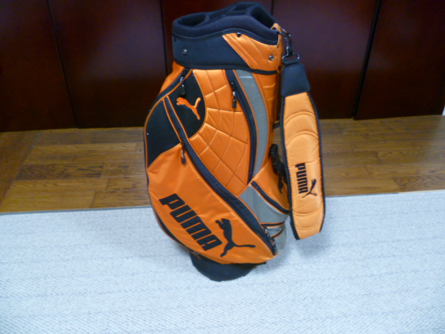 新品未使用　PUMA（プーマ）キャディバッグ　軽量　オレンジ/黒/白 PUMA プーマ キャディバッグ 中古品 プーマ PUMA ゴルフ 【公式通販】