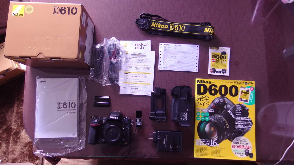 Nikon D610 付属品多数 D610 完動美品 半年使用、3300ショット程 付属