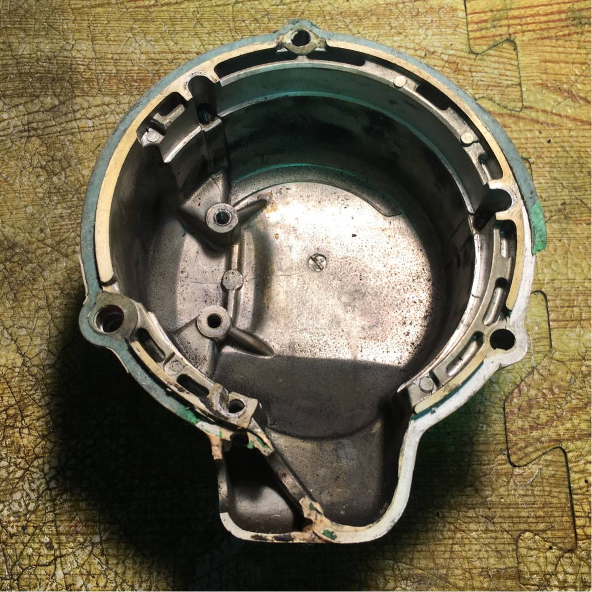 ☆cbx400f 純正ジェネレーターカバー 売り切り