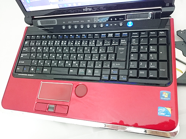 高速SSD240GB搭載 LIFEBOOK □□激速仕様 新品SSD240G□□富士通 AH700/5B