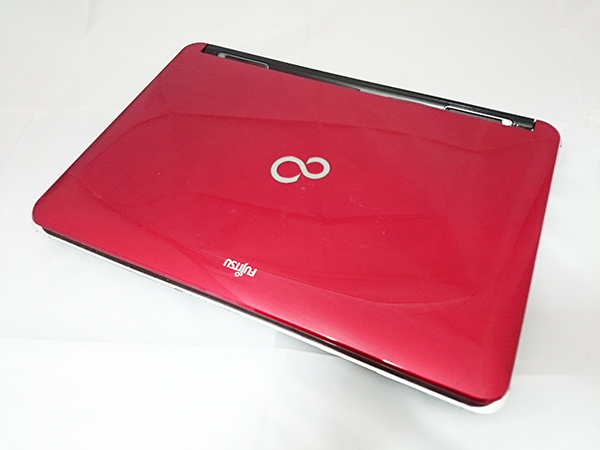 高速SSD240GB搭載 LIFEBOOK □□激速仕様 新品SSD240G□□富士通 AH700/5B