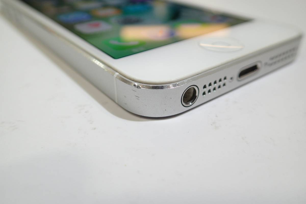 □中古□ iPhone5 16GB ホワイト au 判定〇 iOS10.3.3_7