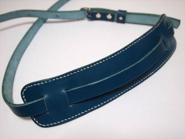 完全手縫い レザー ギターストラップ　ヴィンテージ【青】