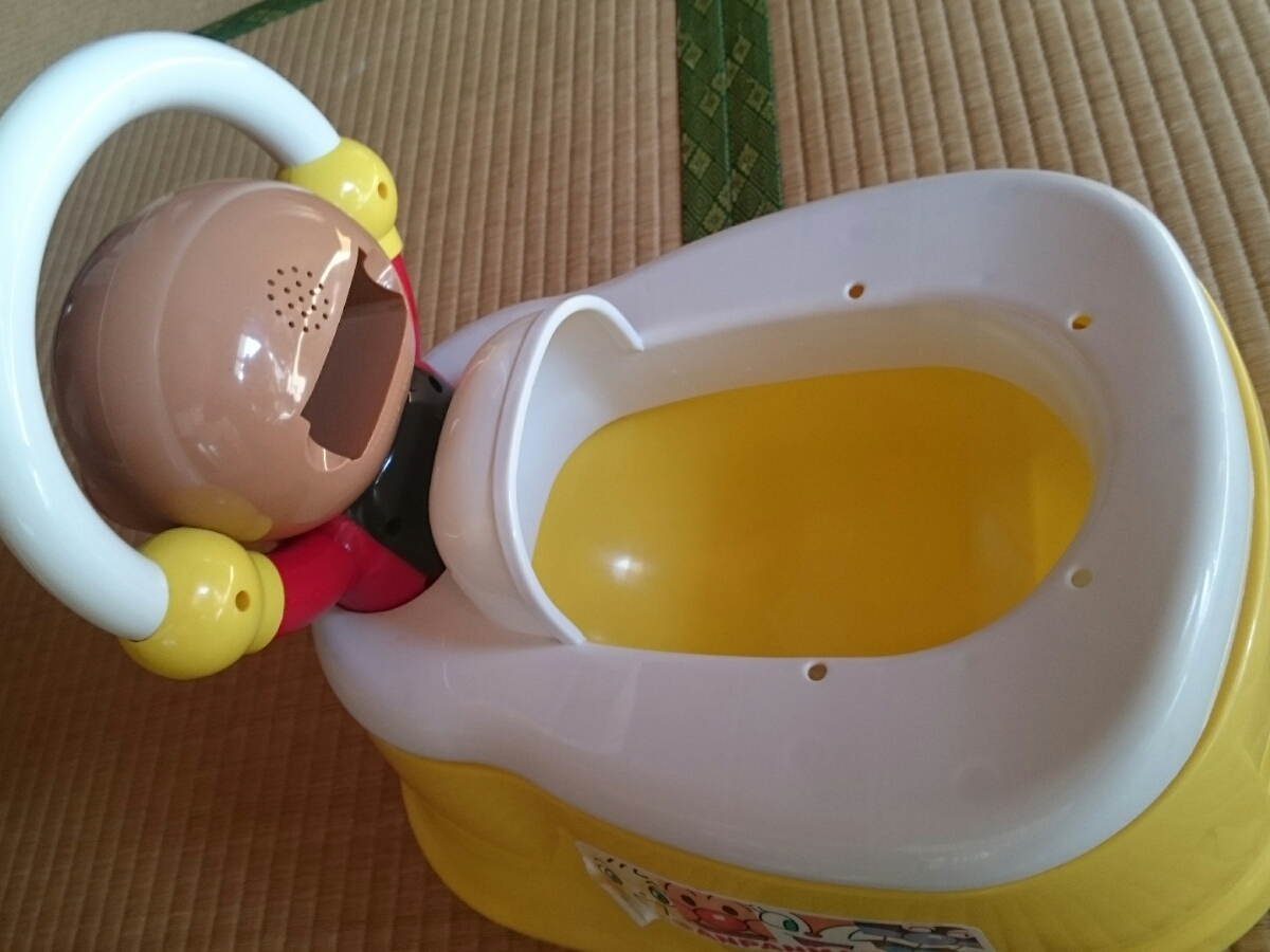 ☆アンパンマンおまるメロディー流れます。☆_2