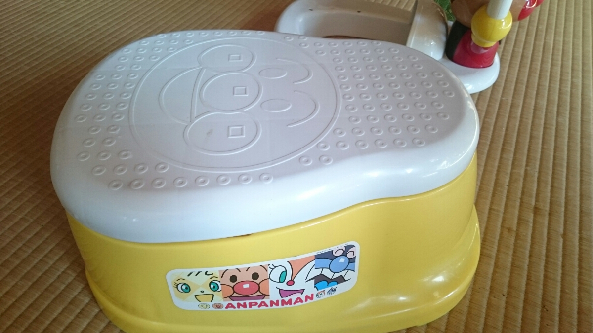 ☆アンパンマンおまるメロディー流れます。☆_3