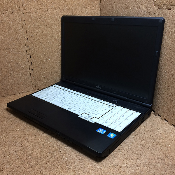 富士通 LIFEBOOK A561/D Core i5/2GB/250GB 〔1218N〕