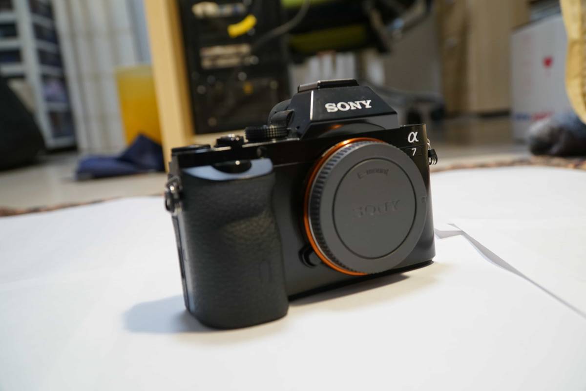 中古 美品 SONY α7 ILCE-7K ズームレンズキット SEL2870 SONY α7 ILCE