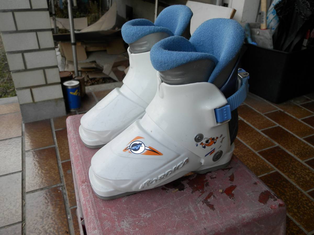 ノルデイカスキーシューズ