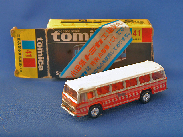 トミカ 41-1-5 三菱ふそう 東名高速バス 小田急観光仕様