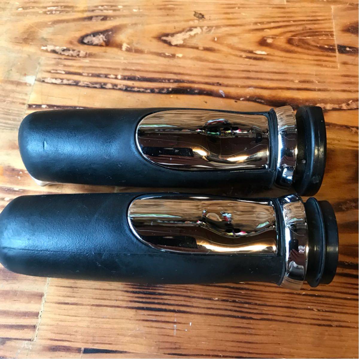 H-D純正オプションハンドルグリップ FLHX 10年式★ハーレー 格安！_3