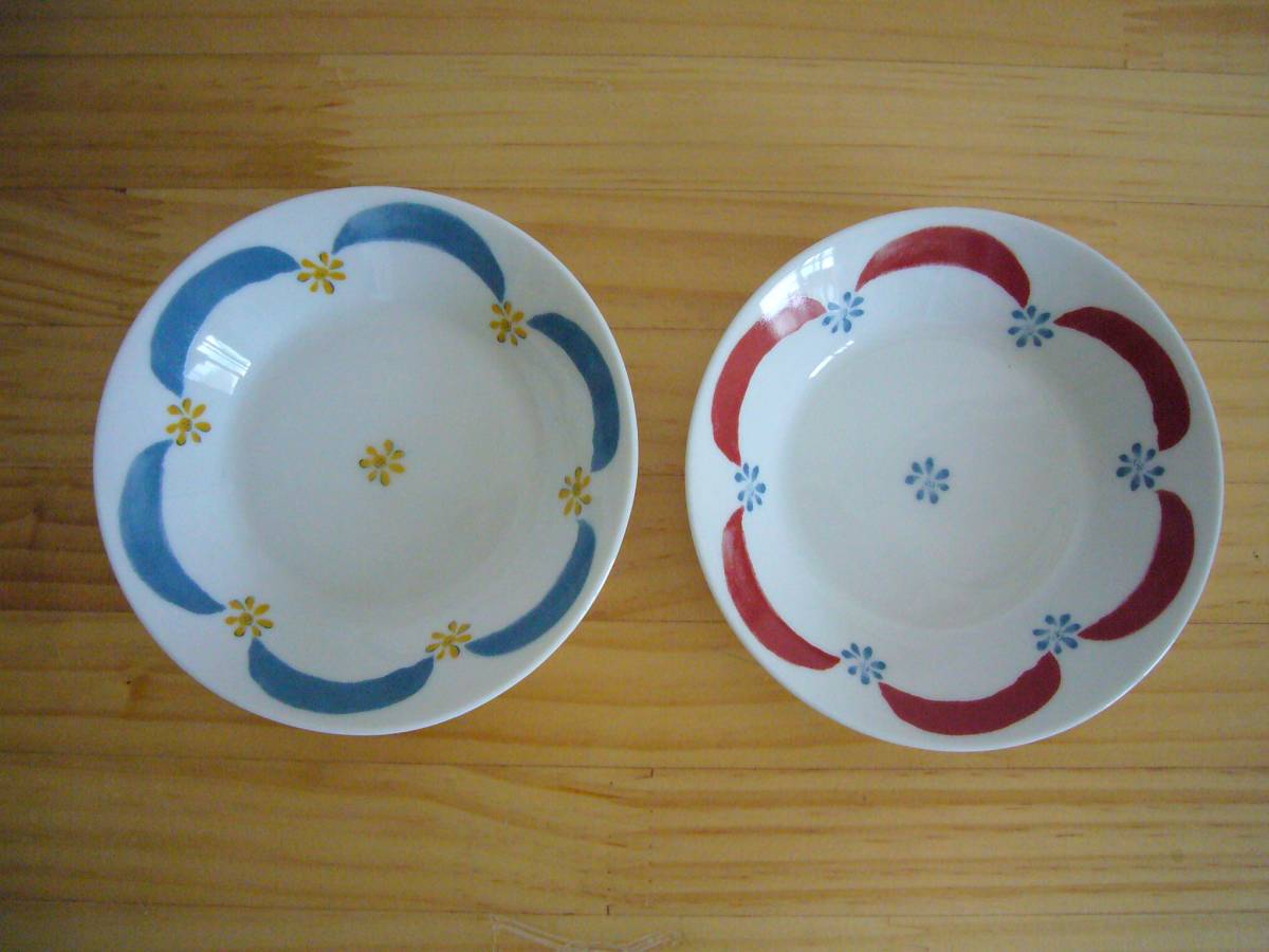 ☆カレルチャペック紅茶店☆限定デザイン☆不思議の国のアリス☆カップ＆ソ－サ－セット☆新品未使用☆_3