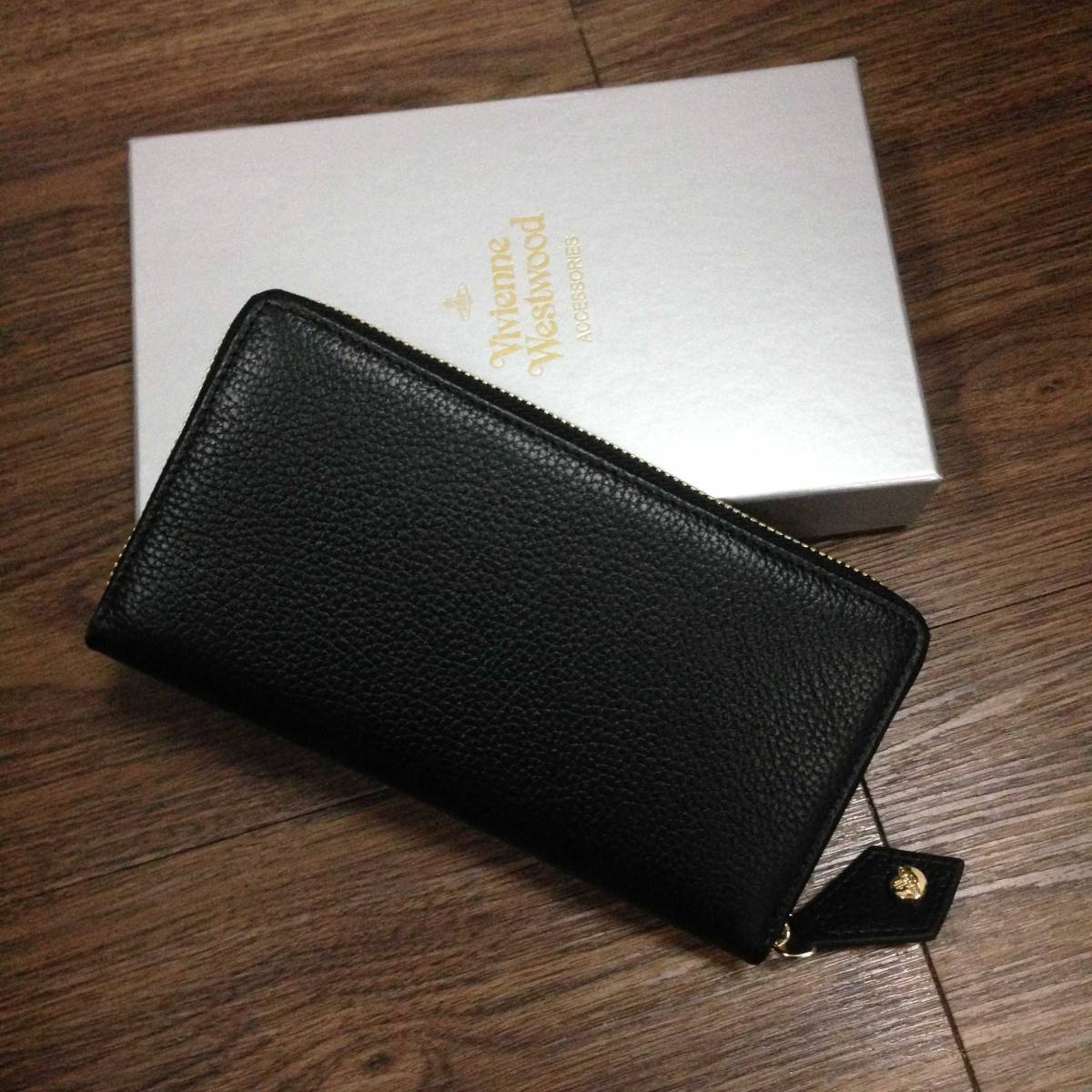 箱付 Vivienne Westwood　ヴィヴィアンウエストウッド　長財布　黒　メンズ