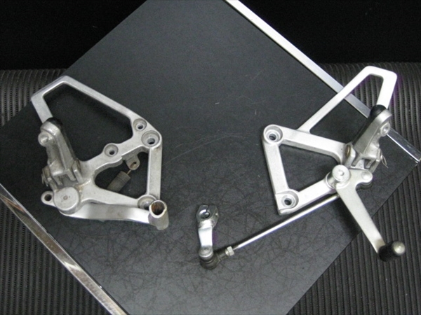 NS-1 流用NSR50後期　純正 リンク式　ステップ左右KIT　1モリワキAPE100 NSR50 NSF TYPE-D XR100