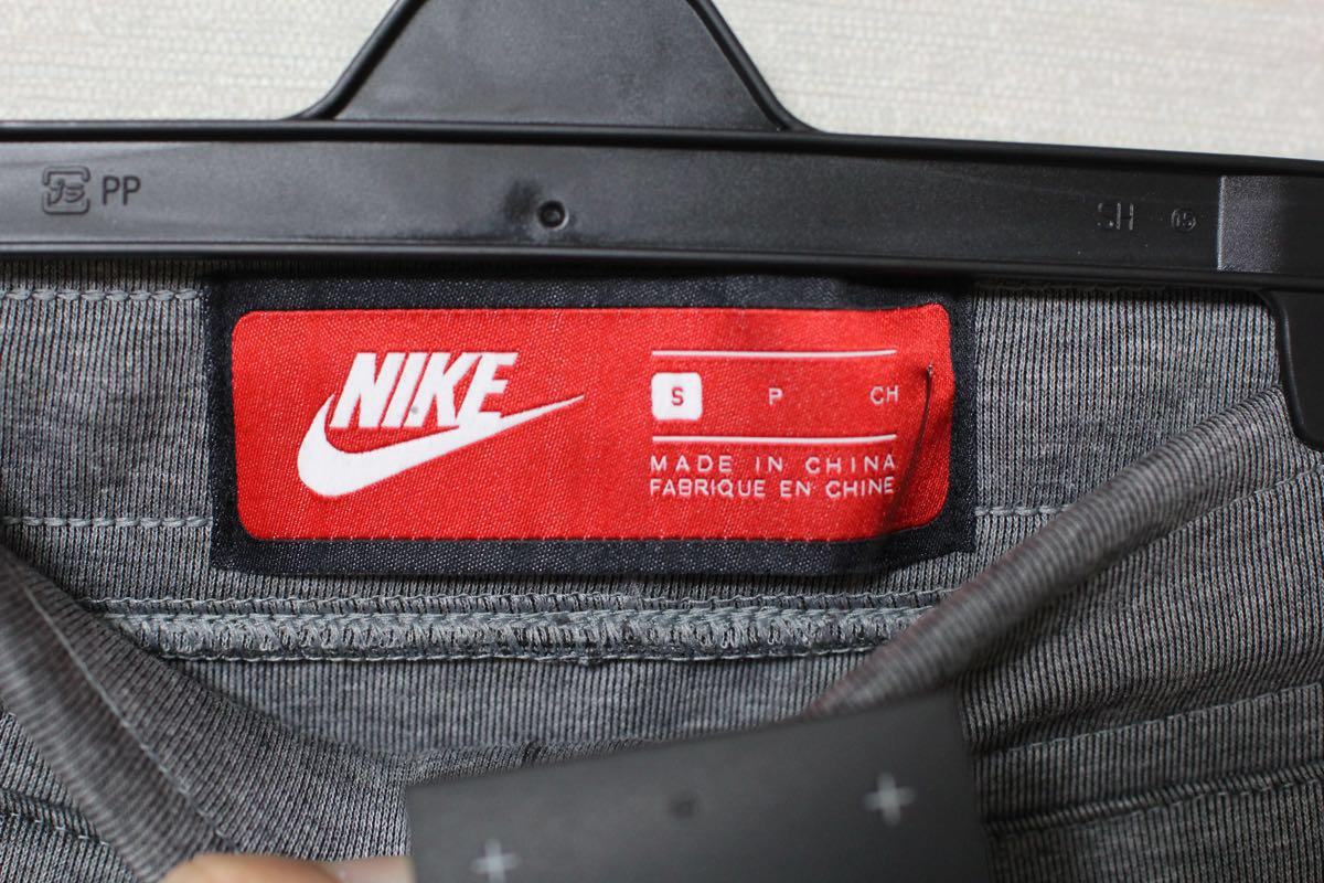 【完売モデル】 ナイキ テックフリース ジョガーパンツ グレー Sサイズ