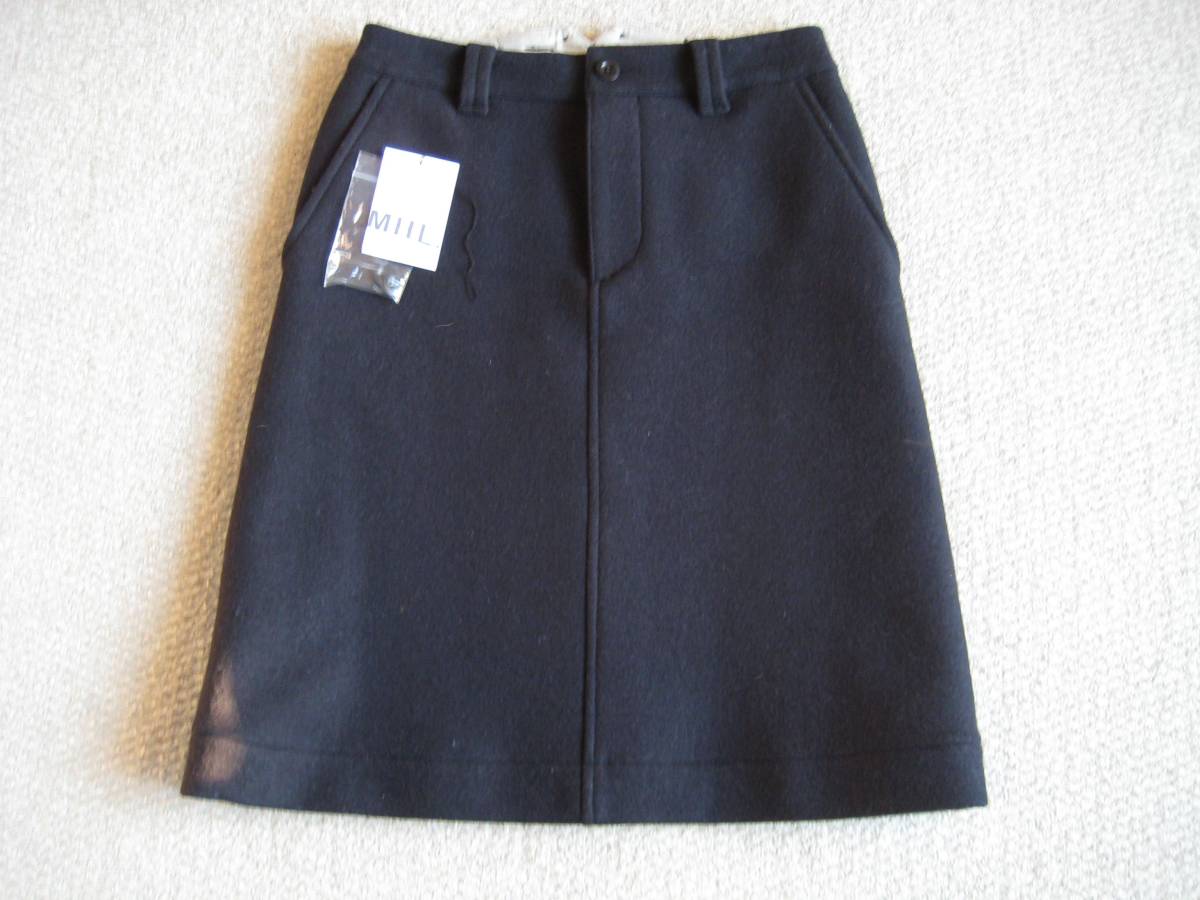 マーガレットハウエル　MHL　濃紺スカート　Ⅰ