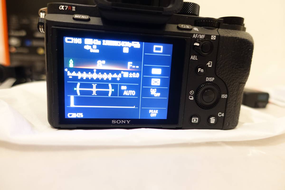 SONY ILCE−7M2レンズキット ILCE-7M2K+おまけ ソニーα7 II ILCE-7M2K