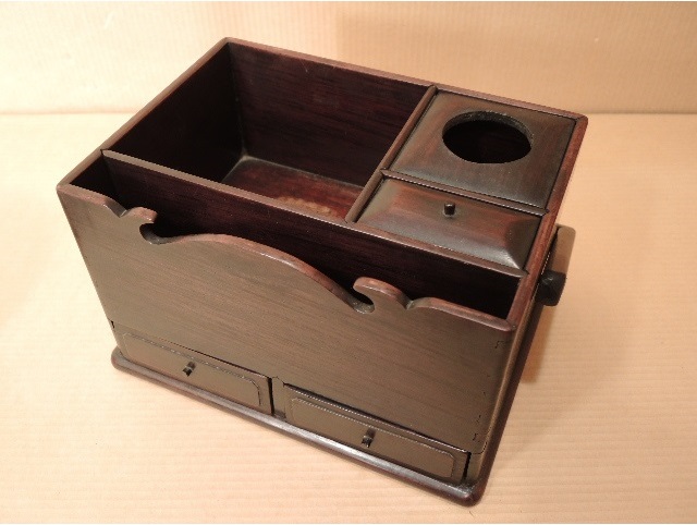 古い 唐木 無垢材 煙草盆 煙管盆 検清朝花梨翡翠珊瑚黒檀紫檀中国骨董班竹 漆芸 売買されたオークション情報 Yahooの商品情報をアーカイブ公開 オークファン Aucfan Com