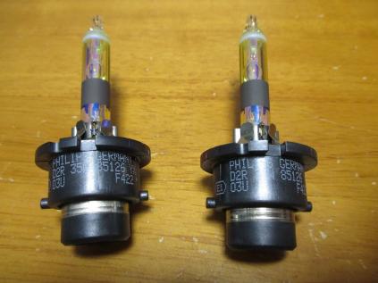 D2R 3000K フィリップス アルティノン フラッシュイエロー D2R 35W HID