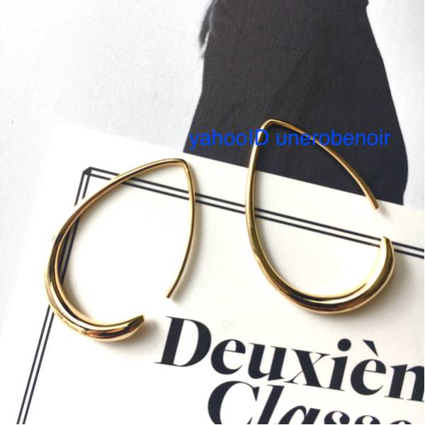  ドゥーズィエムクラス ゴールド フープ 18kgf 曲線美ピアス enfold DEUXIEMECLASSE(その他)｜売買されたオークション情報、yahooの商品情報をアーカイブ公開 - オークファン 女性用