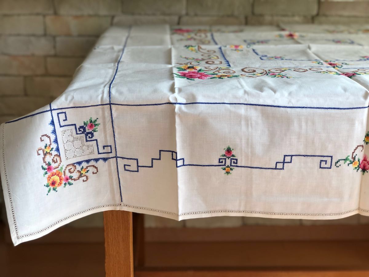 イギリスアンティーク☆クロスステッチ☆手刺繍☆テーブルクロス
