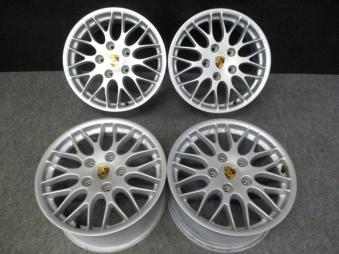 希少 ポルシェ９９３純正 クラシックⅡ17インチ BBS製 良品