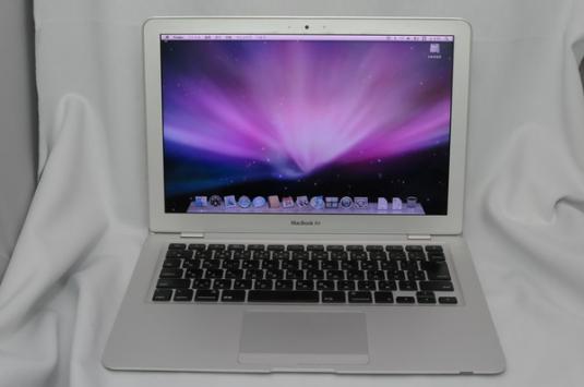 中古】 MacBook Air 2.13GHz 13.3インチ MC234J/A Mid2009 (2GB