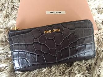 MIUMIU☆ミュウミュウ 長財布 型押しレザー 【新品未使用】 ,ミュウ 