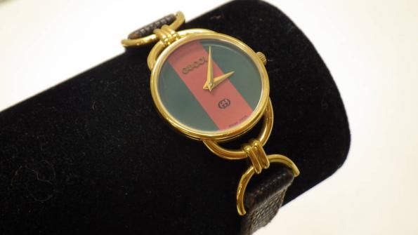 稼動品 GUCCI 6000L グッチ 女性用シェリーライン文字盤 クオーツ 新品