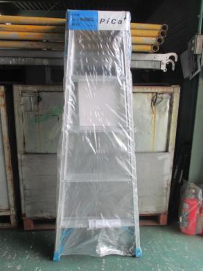 11-202 ♪X 引取限定　脚立　ハシゴ　Ｐica　ピカ　ＭＢＸ-150A　アルミ合金製　ハシゴ兼脚立　中折れ式　最大使用質量　100kg　未使用