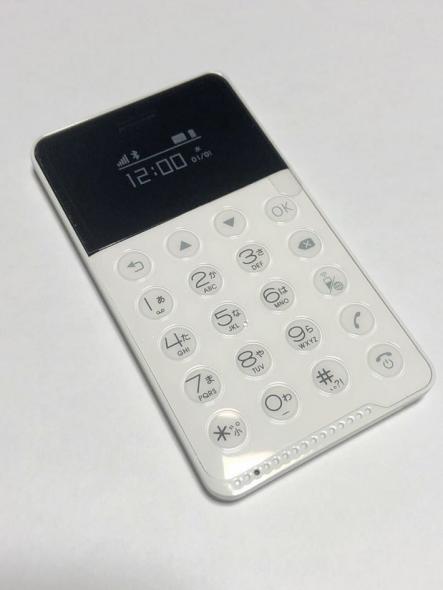 Niche Phone-S MOB-N17-01-WH フューチャーモデル SIMフリー携帯電話 開封のみ 送料無料