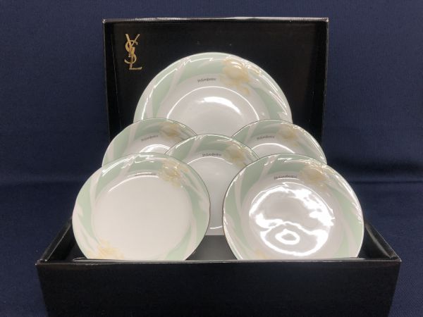 得価，限定SALE 品 Yves Saint Laurent イヴ サンローラン パーティーセット 大皿１枚 小皿 ５枚 セット 箱あり管理1804 店内K(セット)｜売買されたオークション情報、yahooの商品情報をアーカイブ公開 - オークファ プレート、皿
